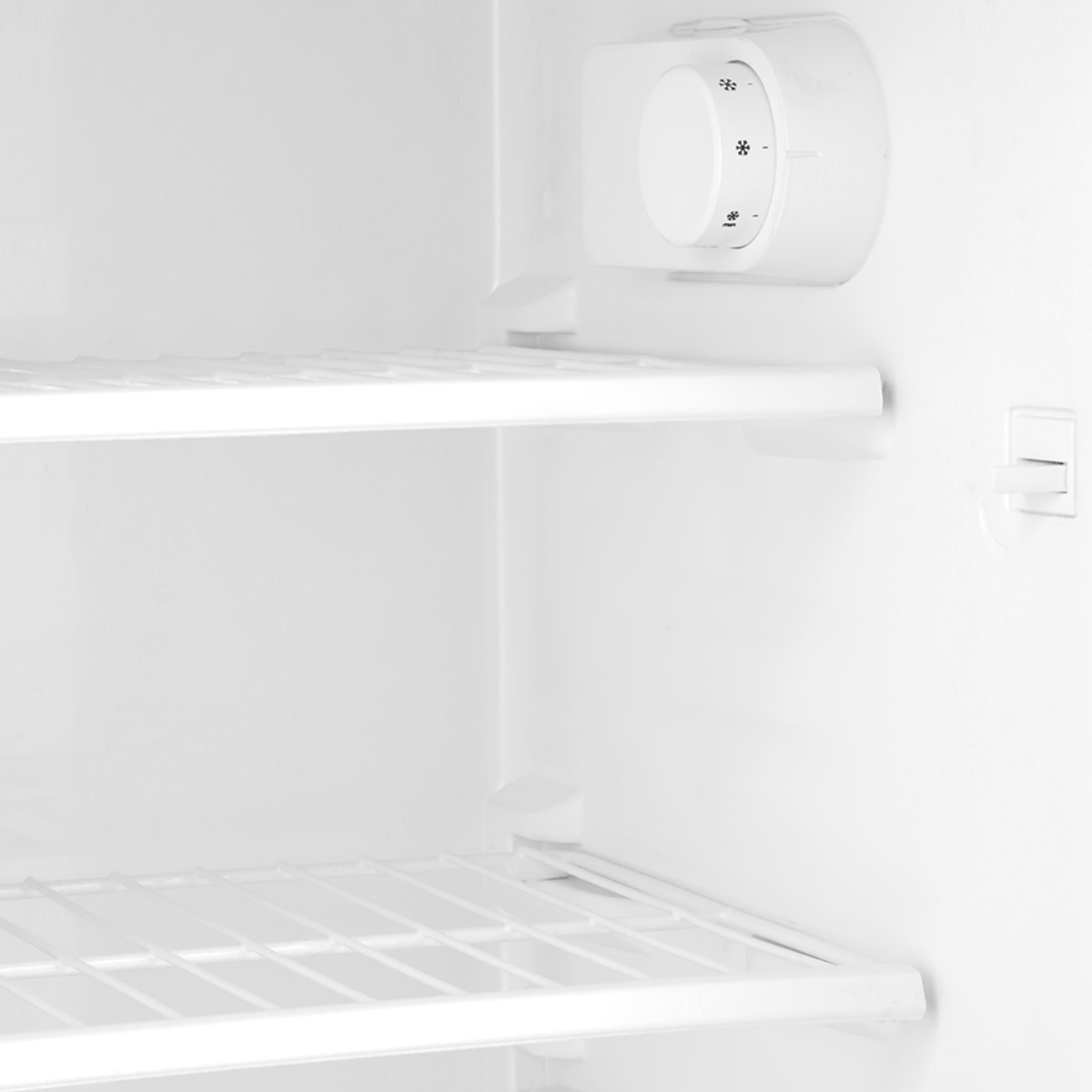 Dawlance 9169WB Avante Pearl Red 11 CFT Medium Size Refrigerator